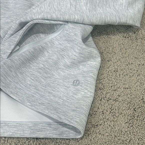 EUC AirWrap Hoodie Embossed Wordmark Size 10 Heather Core Ultra Light gray - Picture 7 of 7